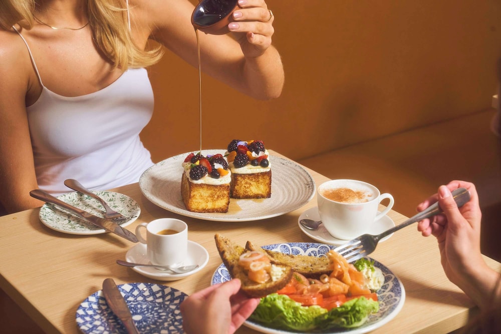 YOTEL Miami — Restaurant & bars in Miami, Florida