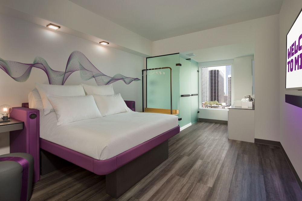 YOTEL Miami — Hotel rooms in Miami, Florida