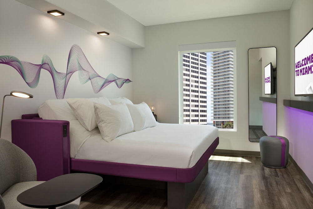 YOTEL Miami — Hotel rooms in Miami, Florida
