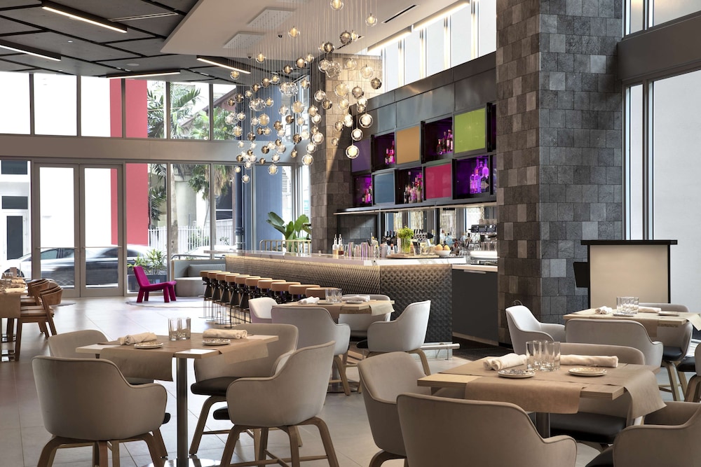 YOTEL Miami — Restaurant & bars in Miami, Florida