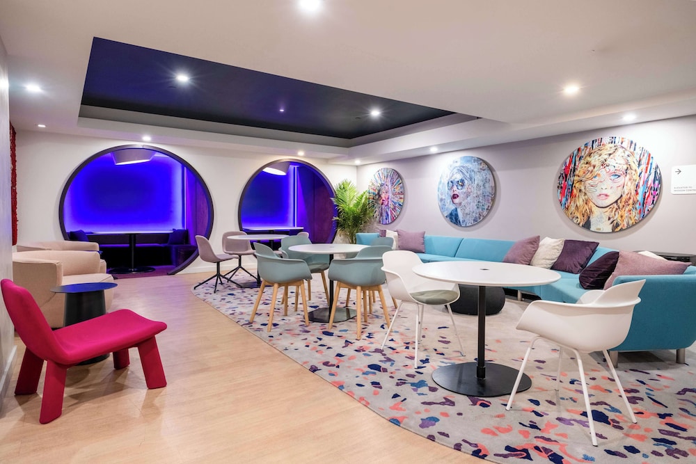 YOTEL Miami — Restaurant & bars in Miami, Florida