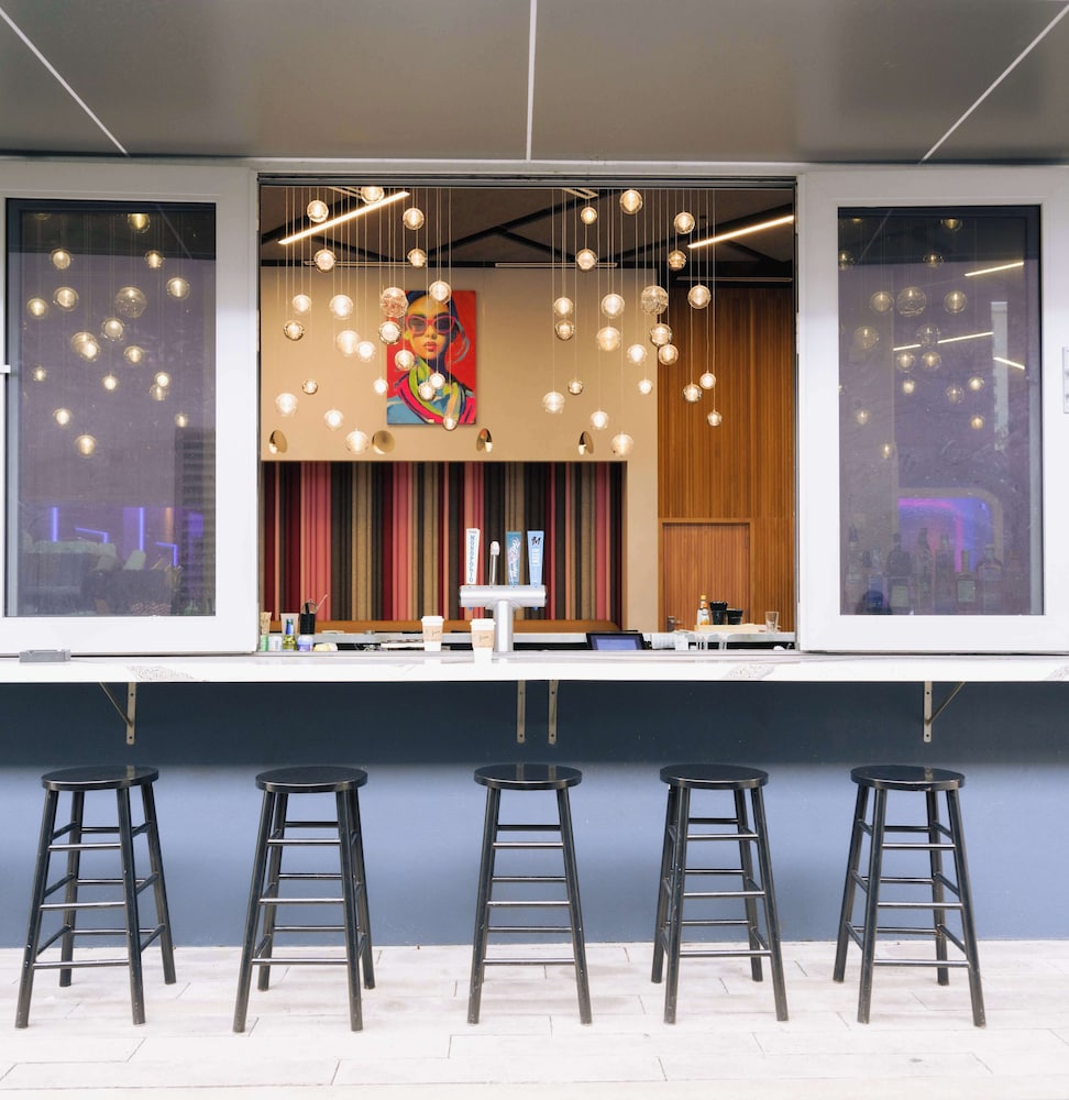 YOTEL Miami — Restaurant & bars in Miami, Florida