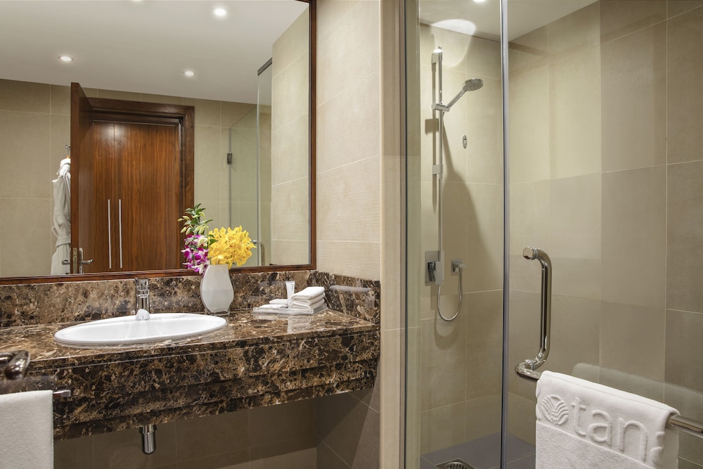 Jumeira Rotana — Hotel rooms in Dubai