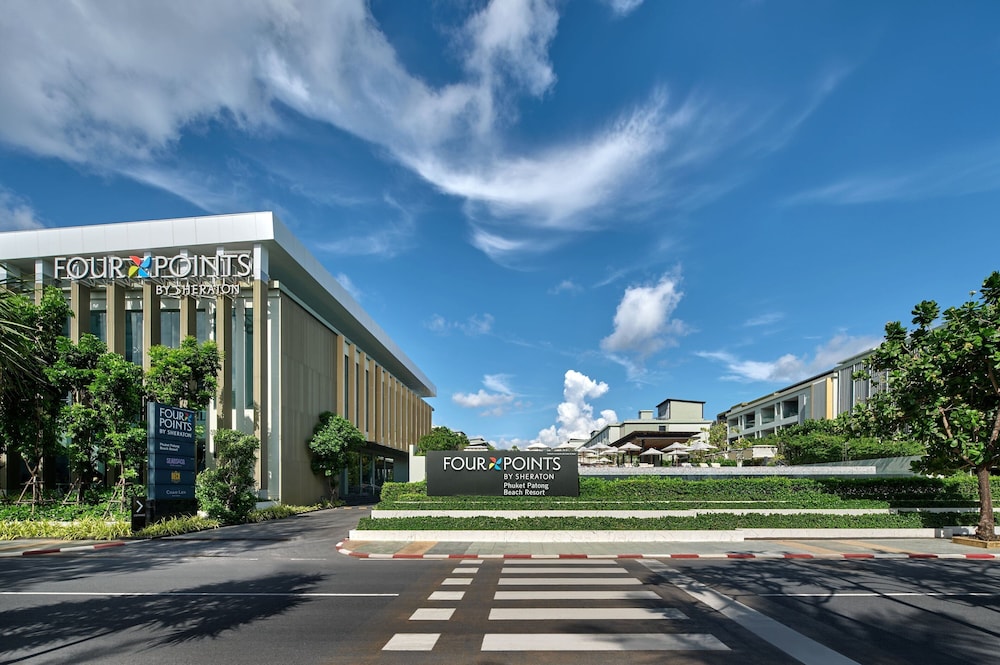 Four Points by Sheraton Phuket Patong Beach Resort — Hotel building in Patong Beach, Phuket Province