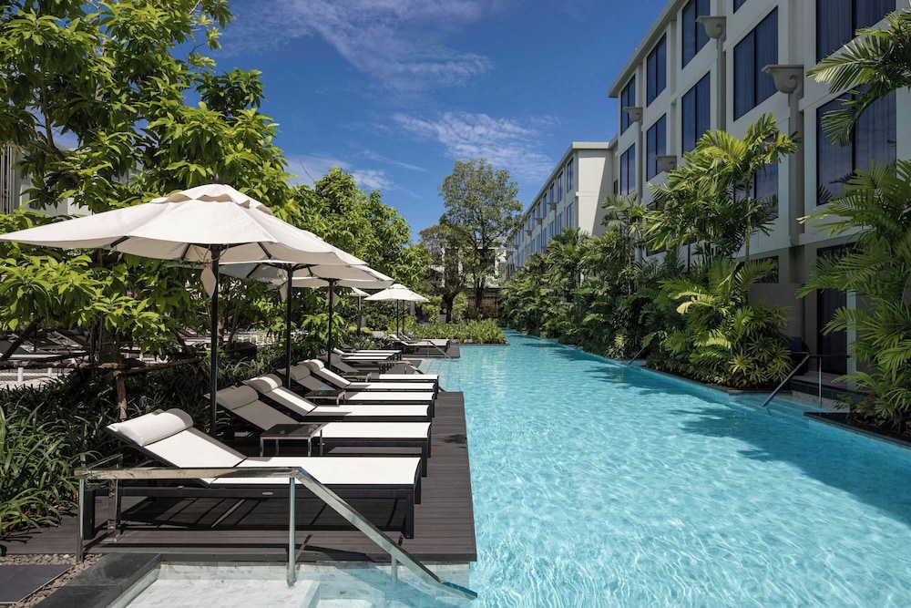 Four Points by Sheraton Phuket Patong Beach Resort — Swimming pool in Patong Beach, Phuket Province