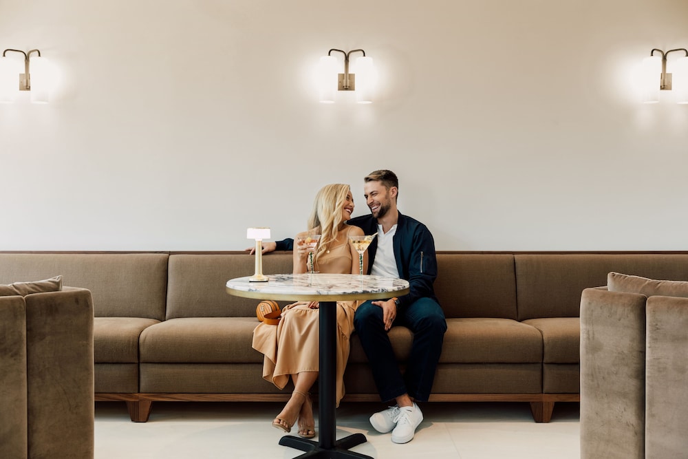 ette hotel Orlando — Restaurant & bars in Kissimmee, Florida