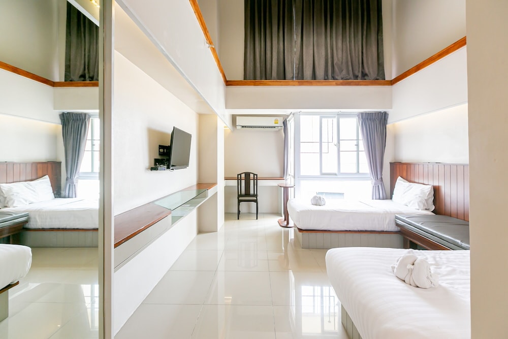 A Sleep Bangkok Sathorn — Hotel rooms in Bangkok, Bangkok