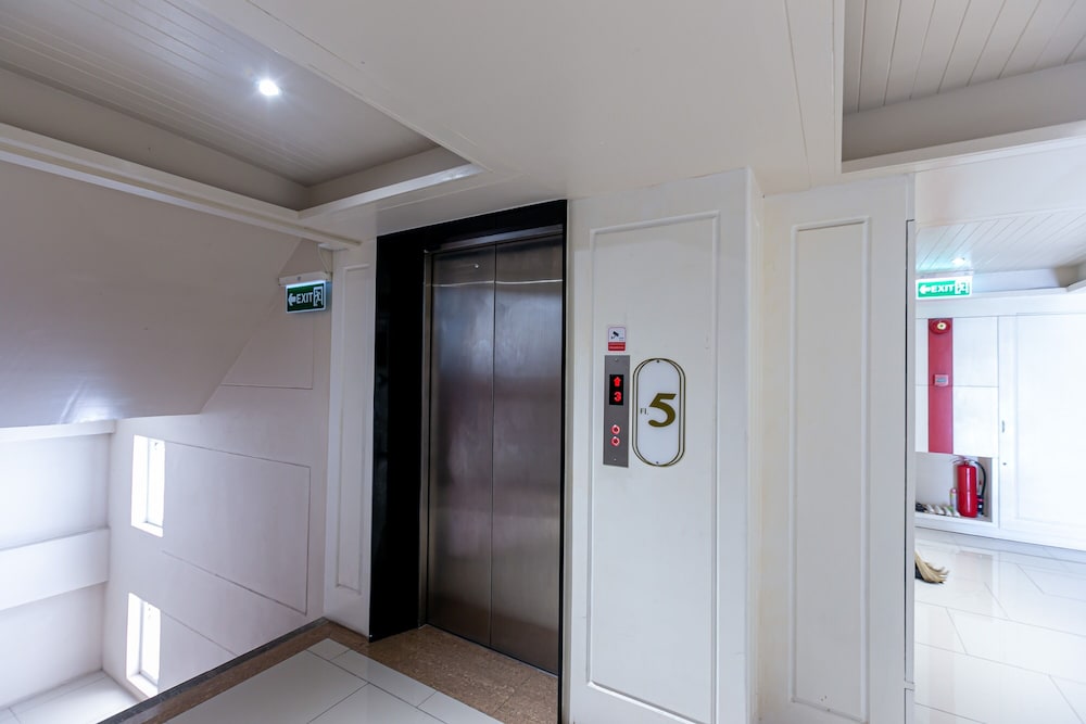 A Sleep Bangkok Sathorn — Hotel building in Bangkok, Bangkok