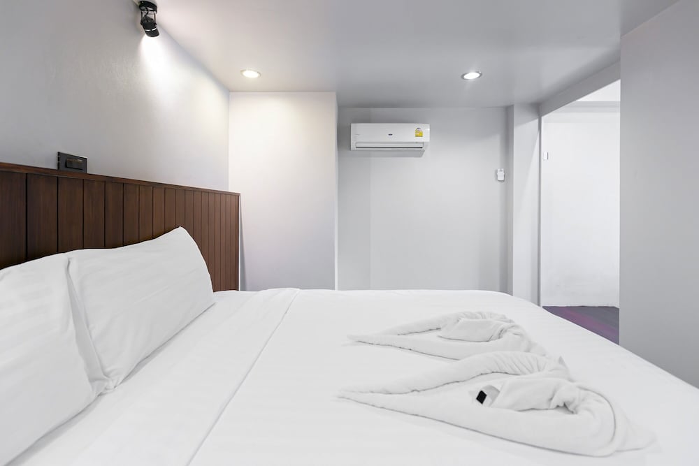 A Sleep Bangkok Sathorn — Hotel rooms in Bangkok, Bangkok