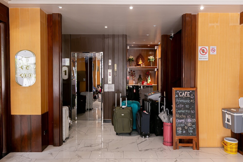 A Sleep Bangkok Sathorn — Hotel building in Bangkok, Bangkok