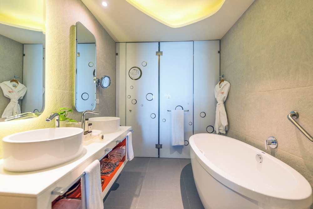 Nickelodeon Hotels & Resorts Riviera Maya - Gourmet by Karisma - All Inclusive — Hotel rooms in Playa del Carmen, Quintana Roo