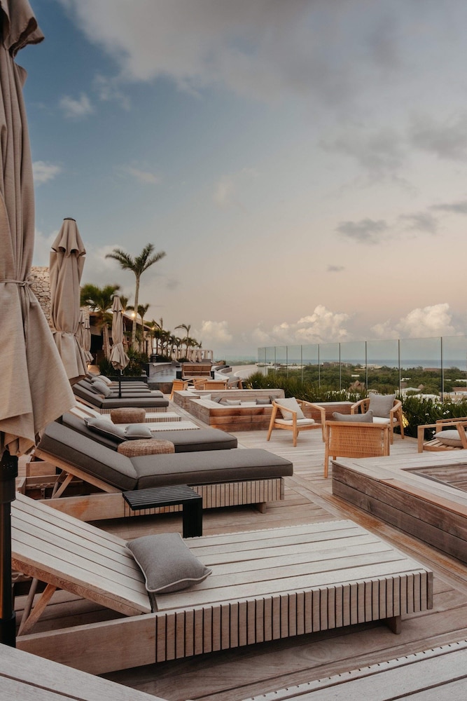 Impression Moxché by Secrets – Adults Only – All Inclusive — Restaurant & bars in Playa del Carmen, Quintana Roo