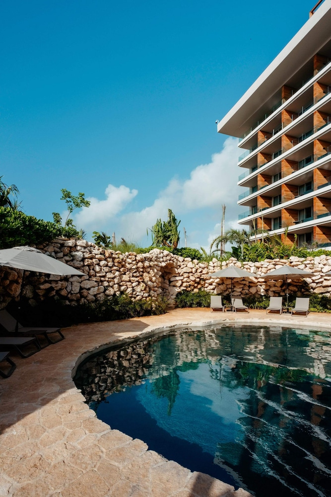 Impression Moxché by Secrets – Adults Only – All Inclusive — Swimming pool in Playa del Carmen, Quintana Roo