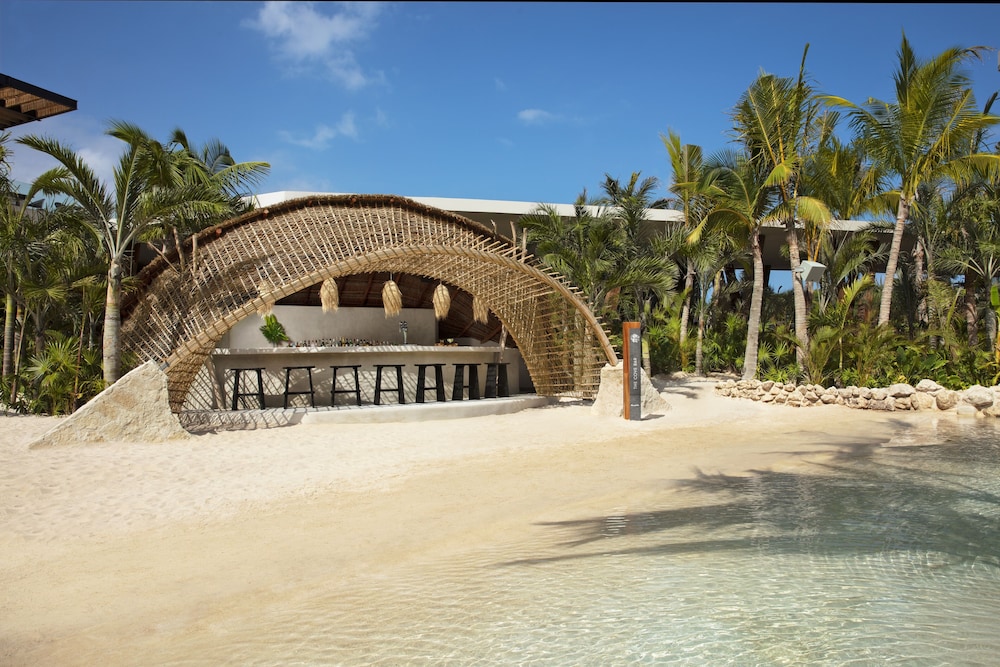 Impression Moxché by Secrets – Adults Only – All Inclusive — Restaurant & bars in Playa del Carmen, Quintana Roo