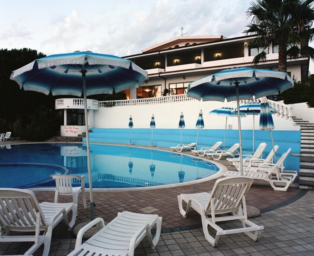 Villaggio Hotel Pineta Petto Bianco - zdjęcie 4