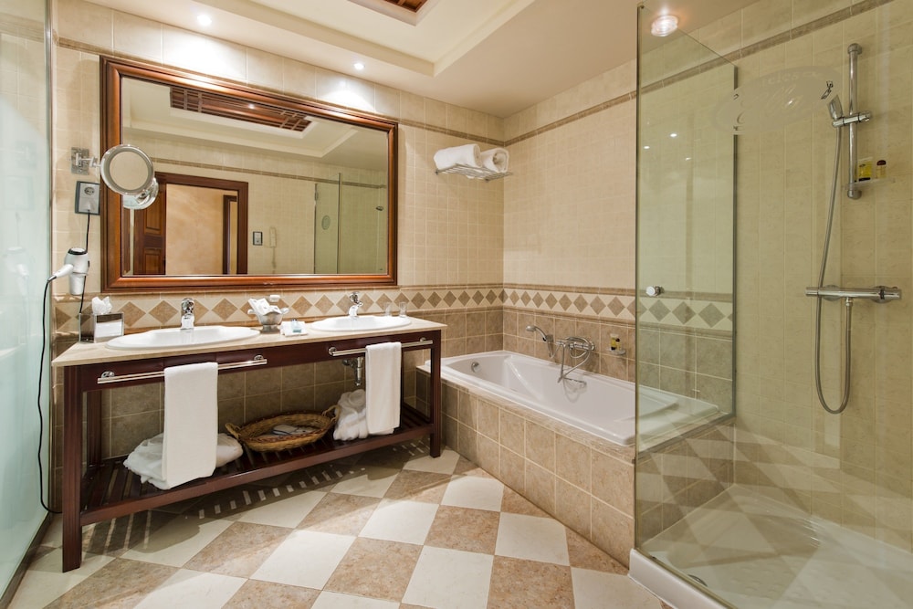 Elba Palace Golf Boutique Hotel — Hotel rooms in Costa de Antigua, Canary Islands