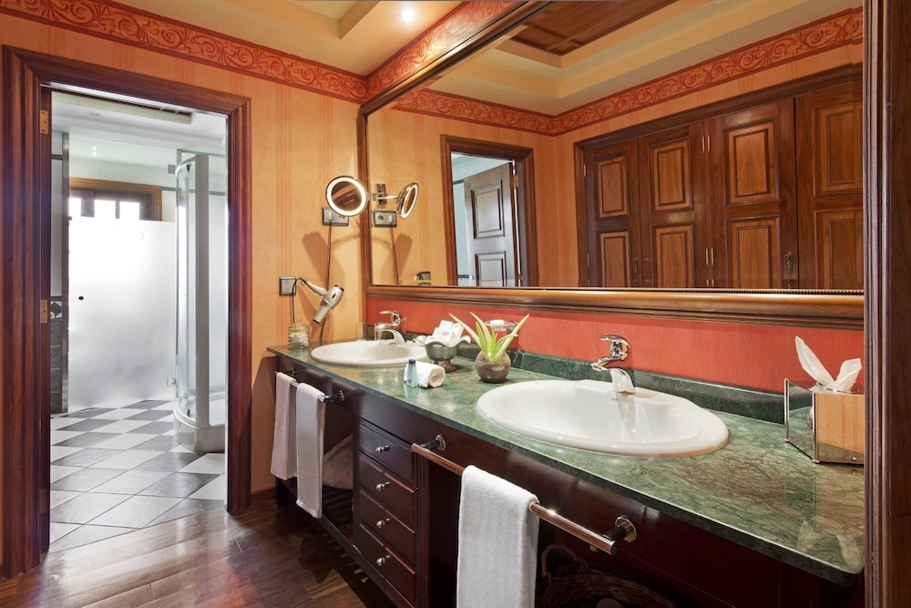 Elba Palace Golf Boutique Hotel — Hotel rooms in Costa de Antigua, Canary Islands