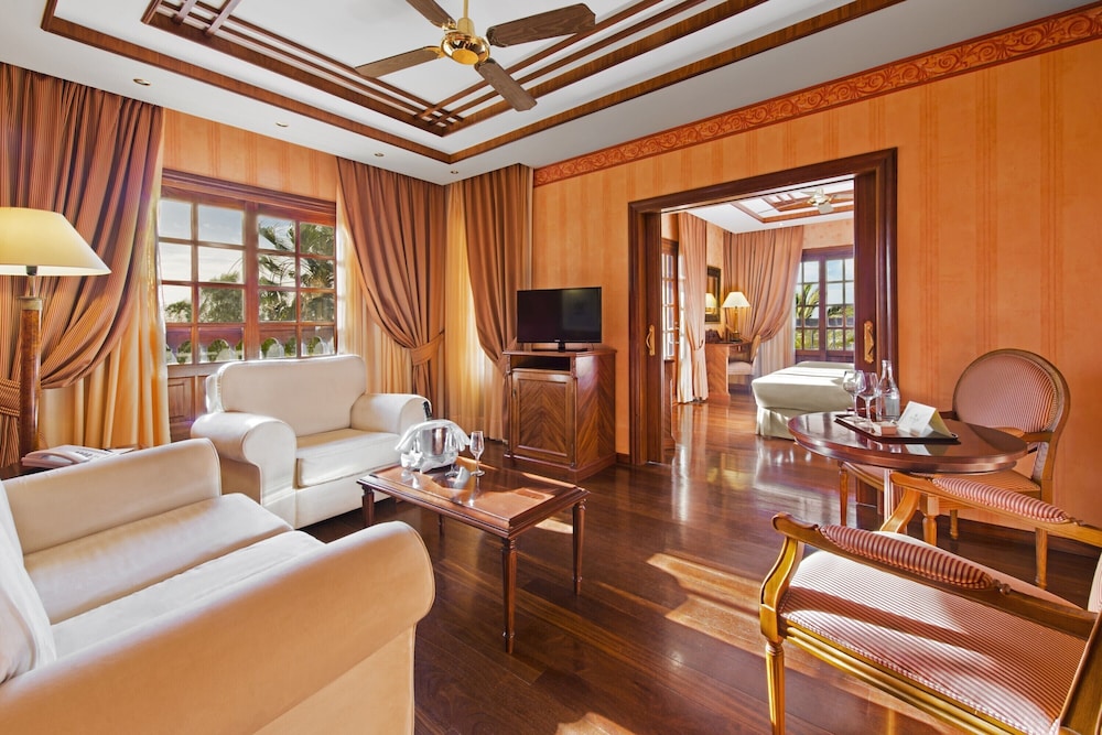 Elba Palace Golf Boutique Hotel — Hotel rooms in Costa de Antigua, Canary Islands