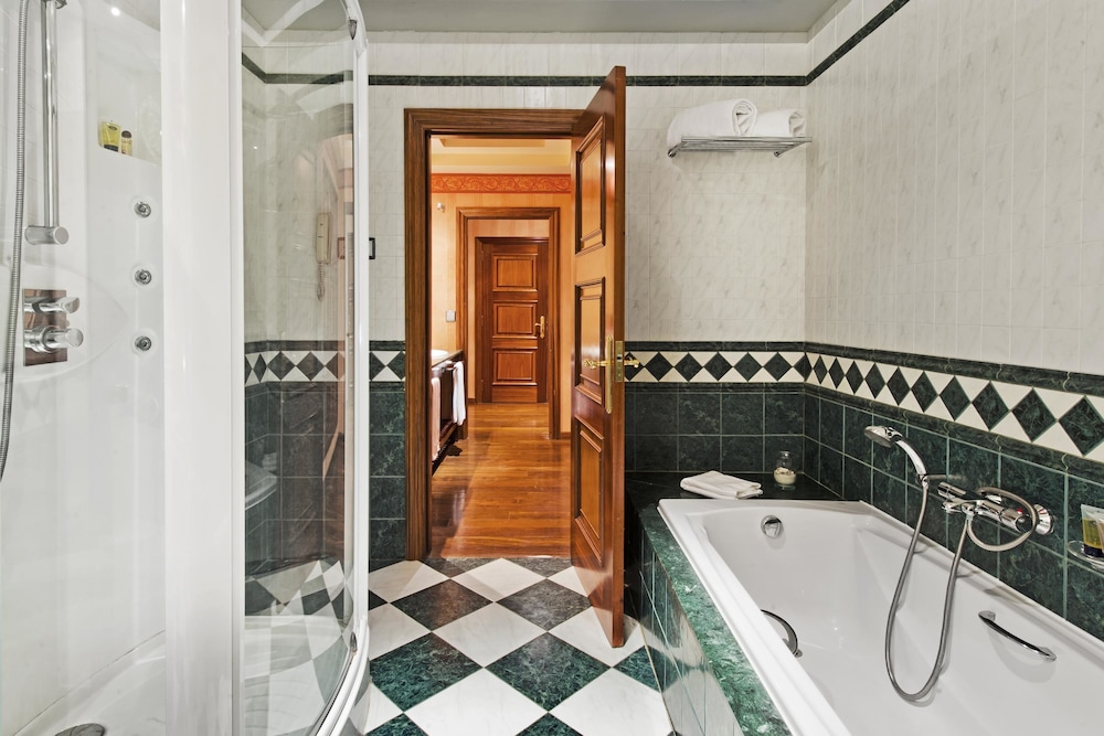 Elba Palace Golf Boutique Hotel — Hotel rooms in Costa de Antigua, Canary Islands