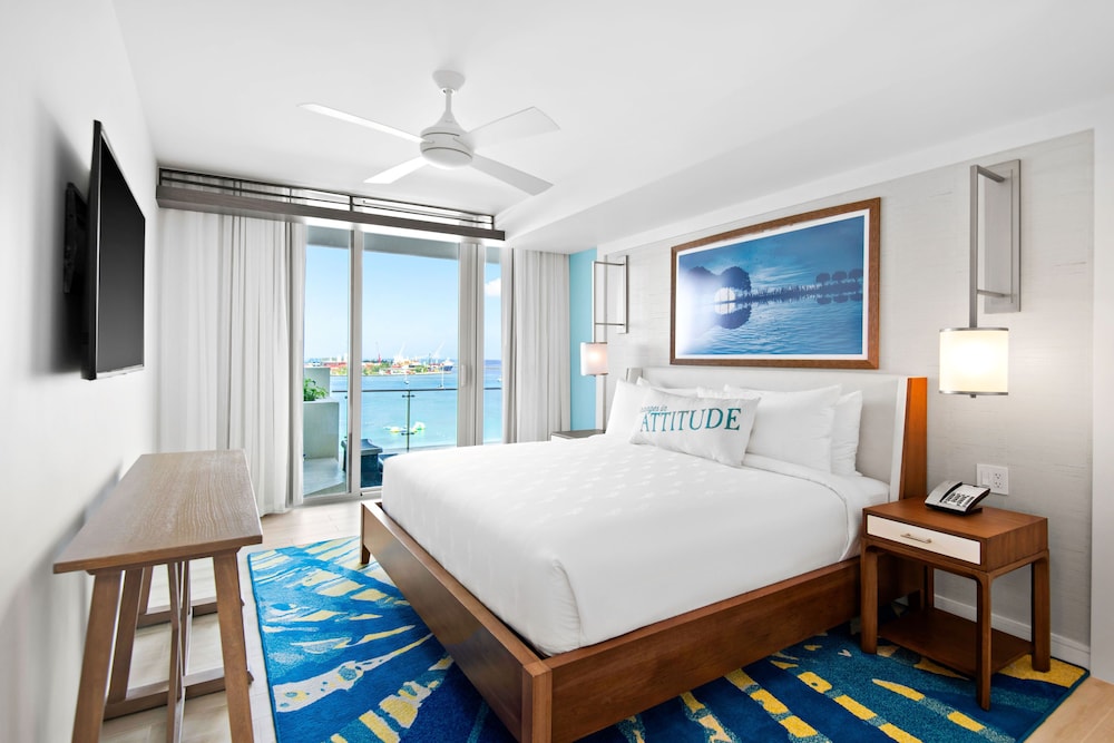 Margaritaville Beach Resort - Nassau — Hotel rooms in Nassau, New Providence