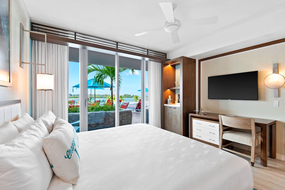 Margaritaville Beach Resort - Nassau — Hotel rooms in Nassau, New Providence
