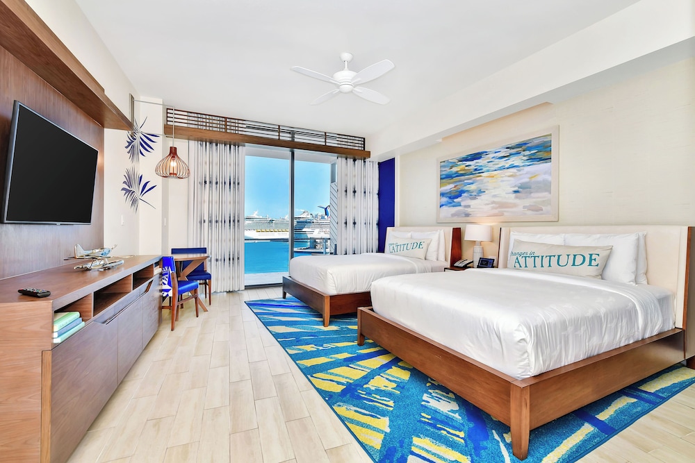 Margaritaville Beach Resort - Nassau — Hotel rooms in Nassau, New Providence
