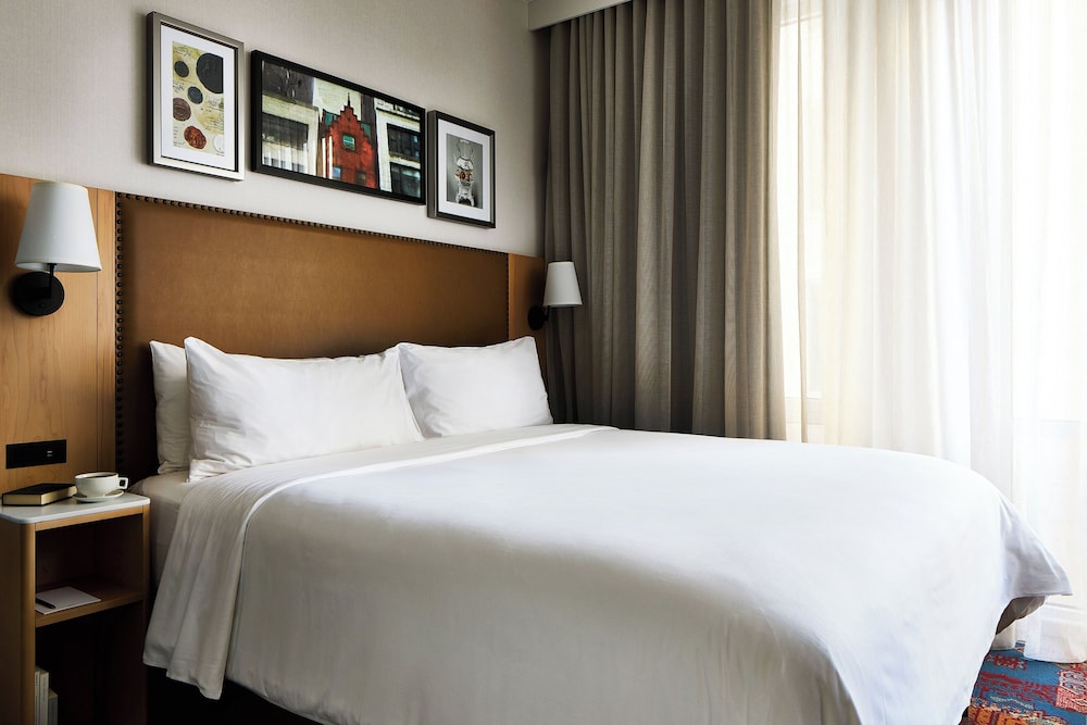 Hotel Indigo NYC Financial District by IHG — Hotel rooms in New York City, New York State