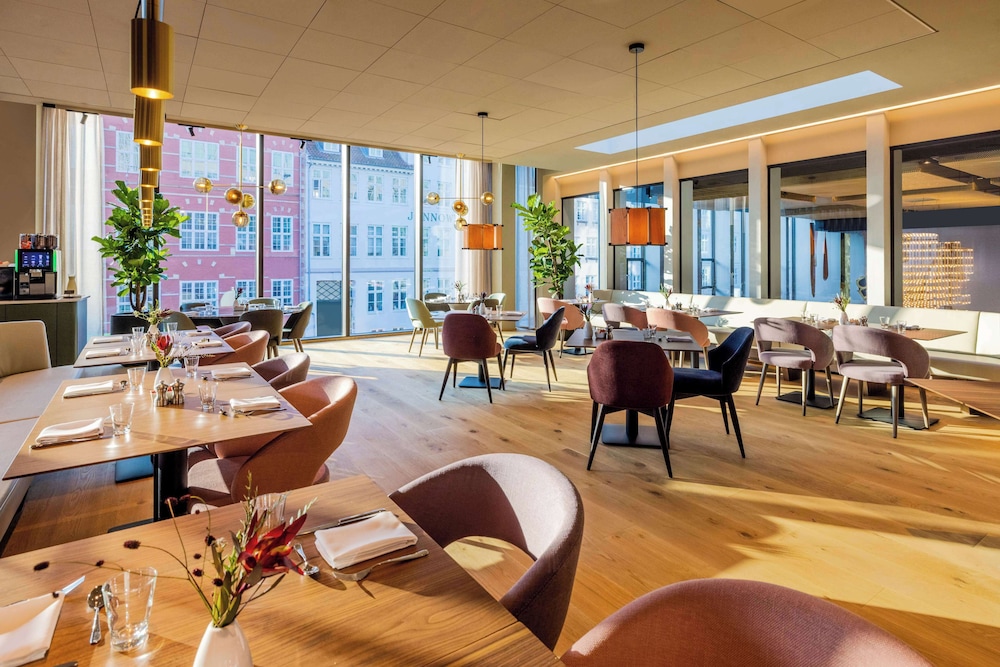 NH Collection Copenhagen — Restaurant & bars in Copenhagen, Hovedstaden