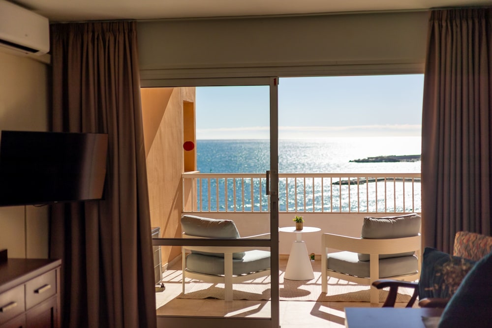 Aparthotel Jabega — Hotel rooms in Fuengirola, Andalusia
