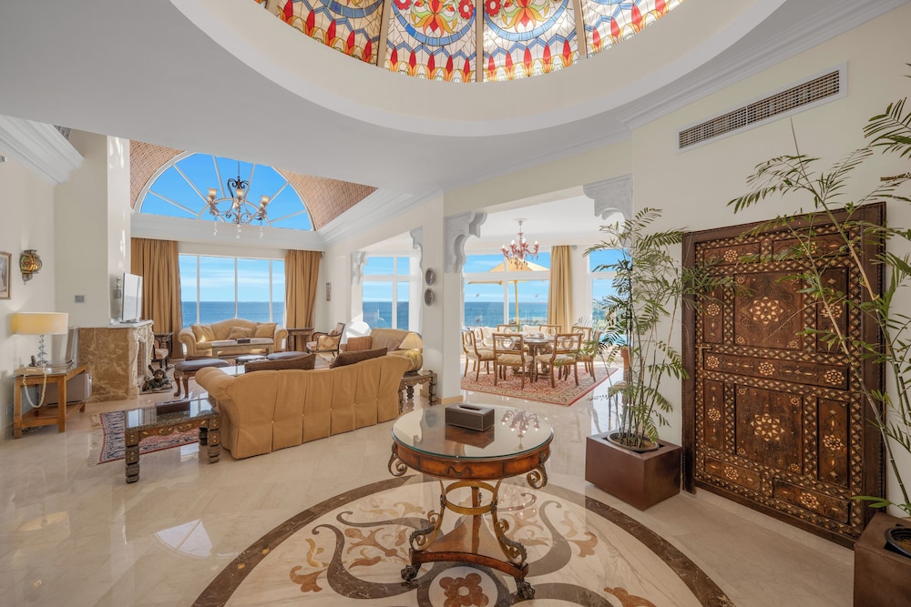 Royal Savoy Sharm El Sheikh — Hotel rooms in Sharm El Sheikh, Red Sea