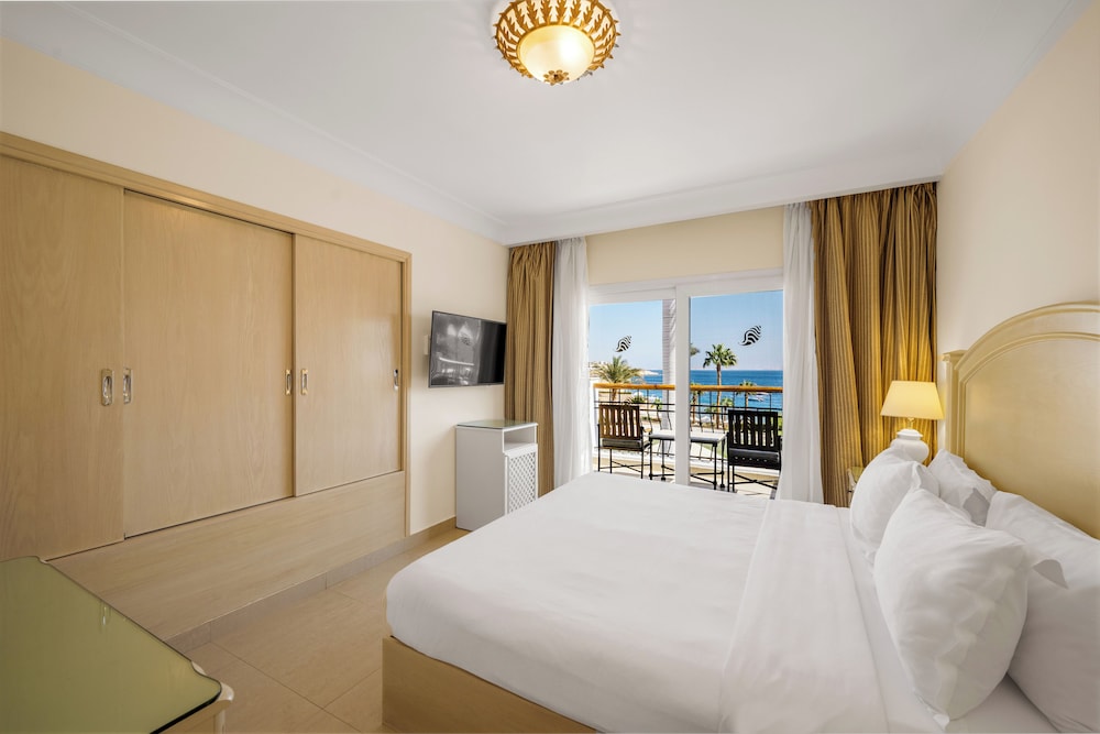 Royal Savoy Sharm El Sheikh — Hotel rooms in Sharm El Sheikh, Red Sea