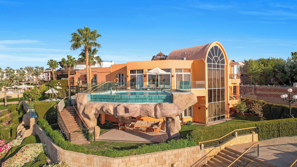 Royal Savoy Sharm El Sheikh — Swimming pool in Sharm El Sheikh, Red Sea