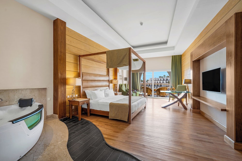 Royal Savoy Sharm El Sheikh — Hotel rooms in Sharm El Sheikh, Red Sea