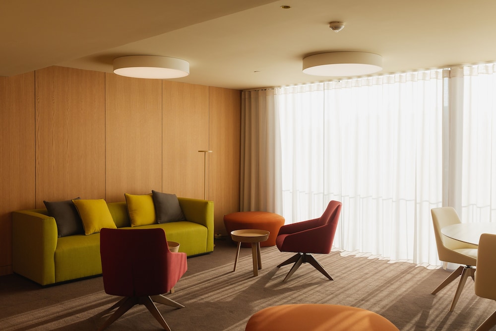 Lumen Hotel & The Lisbon Light Show — Hotel rooms in Lisbon, Lisboa
