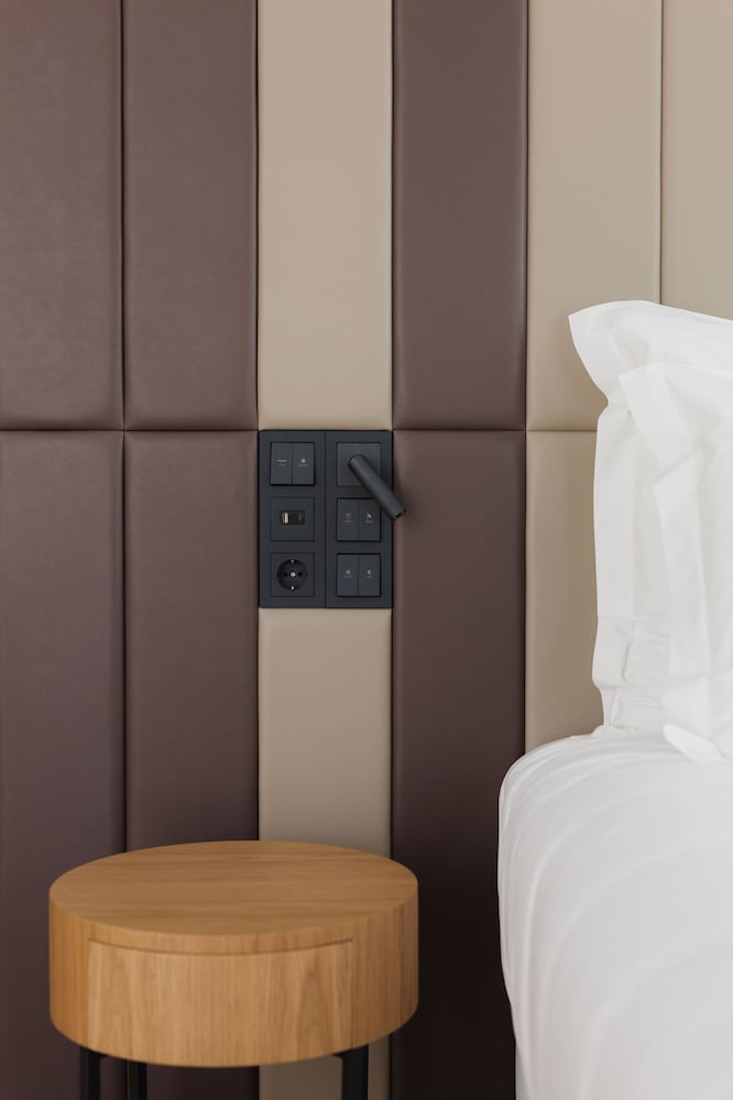 Lumen Hotel & The Lisbon Light Show — Hotel rooms in Lisbon, Lisboa