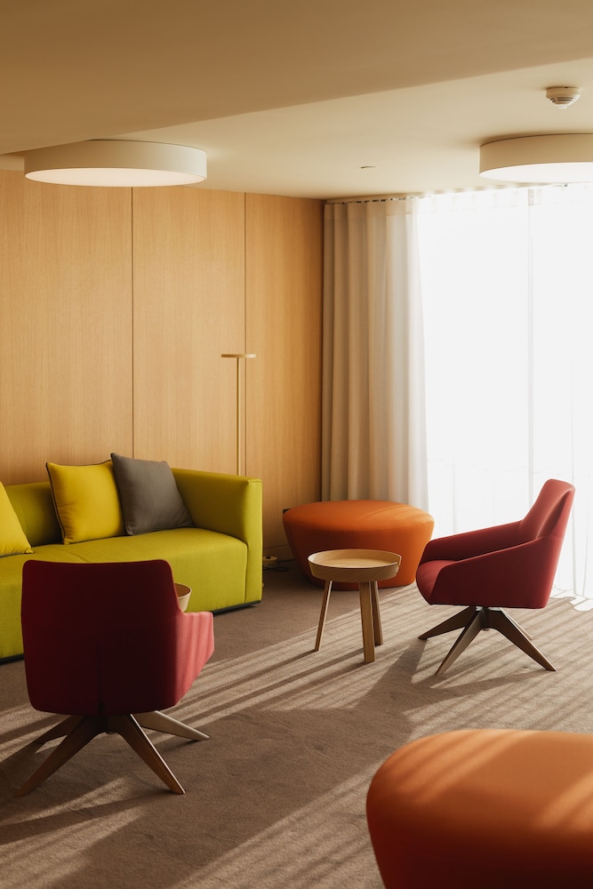Lumen Hotel & The Lisbon Light Show — Hotel rooms in Lisbon, Lisboa