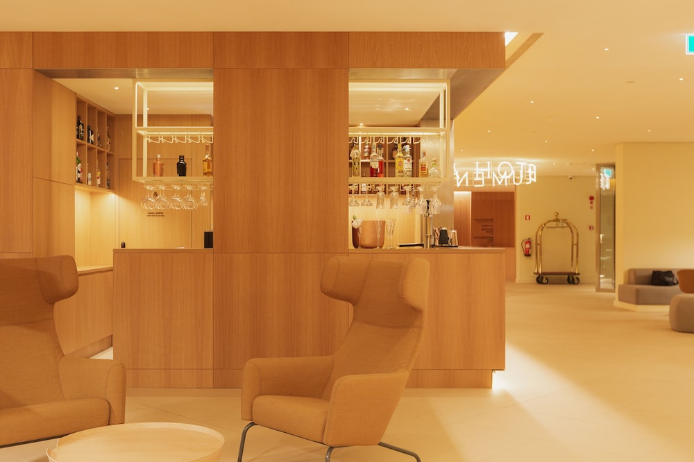 Lumen Hotel & The Lisbon Light Show — Restaurant & bars in Lisbon, Lisboa