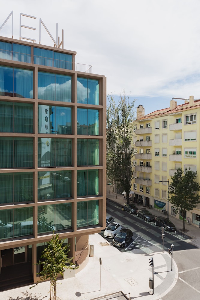 Lumen Hotel & The Lisbon Light Show — Hotel building in Lisbon, Lisboa