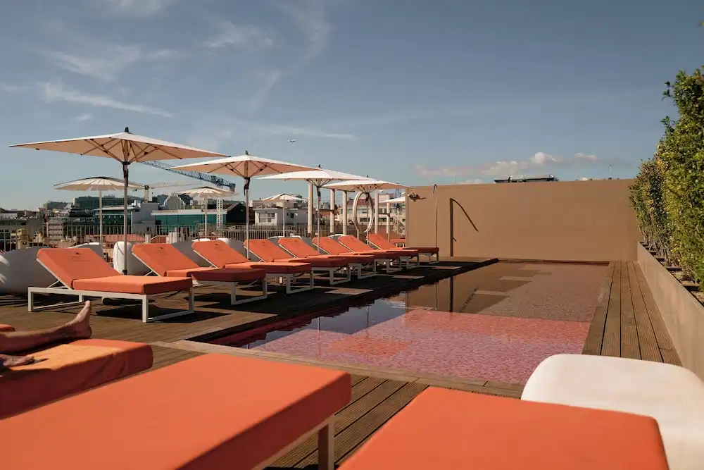 Lumen Hotel & The Lisbon Light Show — Restaurant & bars in Lisbon, Lisboa