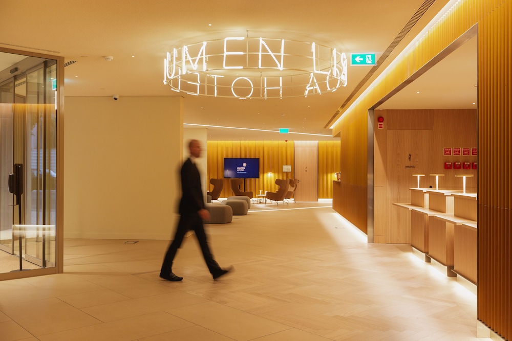 Lumen Hotel & The Lisbon Light Show — Hotel building in Lisbon, Lisboa
