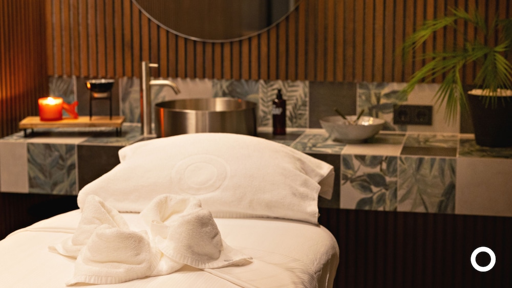 Grandi by Center Hotels — Hotel rooms in Reykjavik, Capital Region