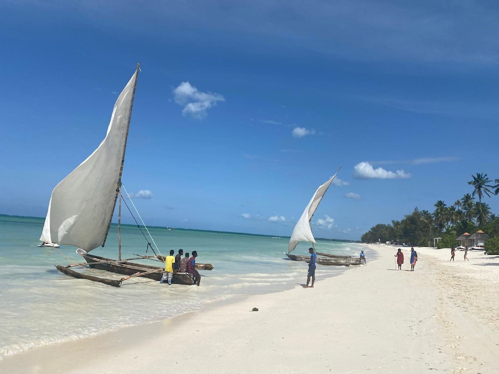 TOA Hotel & Spa Zanzibar — Beach in Kiwengwa, Zanzibar North
