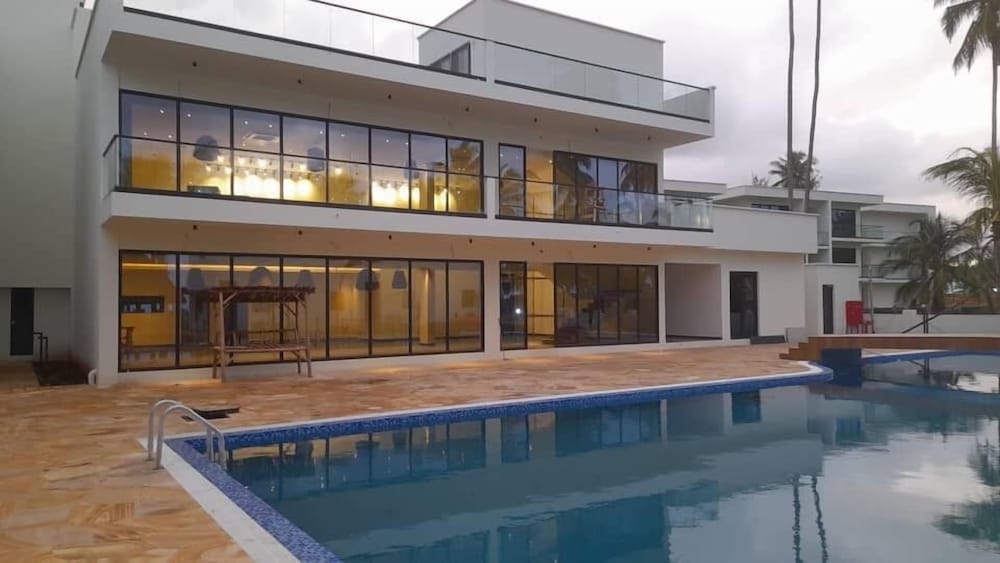 TOA Hotel & Spa Zanzibar — Swimming pool in Kiwengwa, Zanzibar North