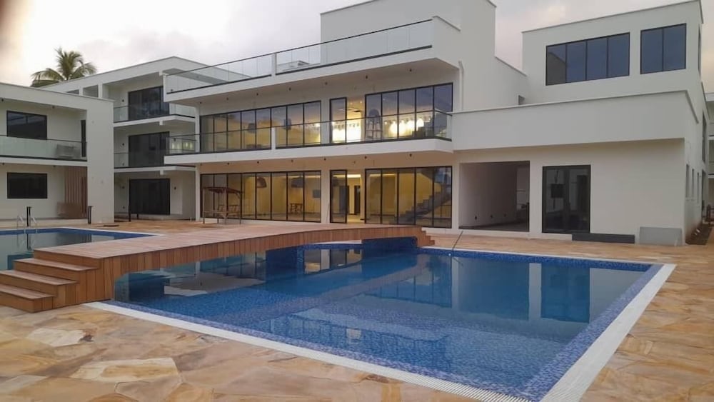 TOA Hotel & Spa Zanzibar — Swimming pool in Kiwengwa, Zanzibar North