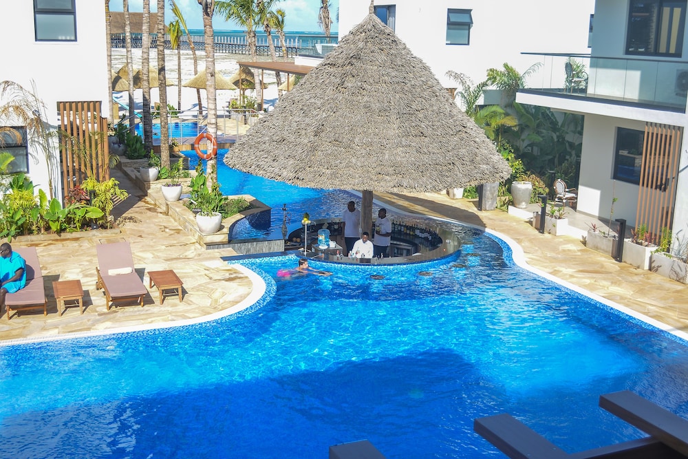 TOA Hotel & Spa Zanzibar — Swimming pool in Kiwengwa, Zanzibar North