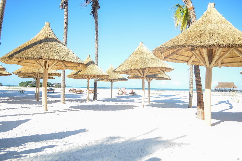 TOA Hotel & Spa Zanzibar — Beach in Kiwengwa, Zanzibar North