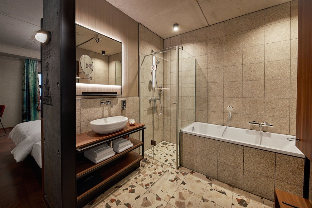 Inntel Hotels Amsterdam Landmark — Hotel rooms in Amsterdam, North Netherlands
