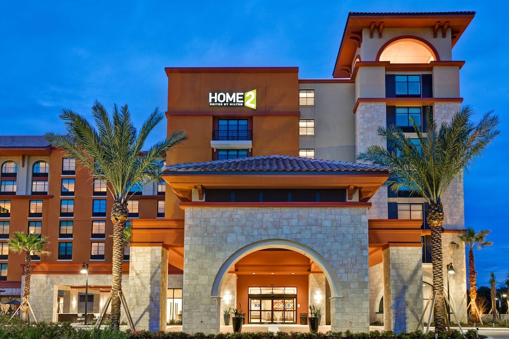 Home2 Suites by Hilton Orlando at Flamingo Crossings — Hotel building in Winter Garden, Florida
