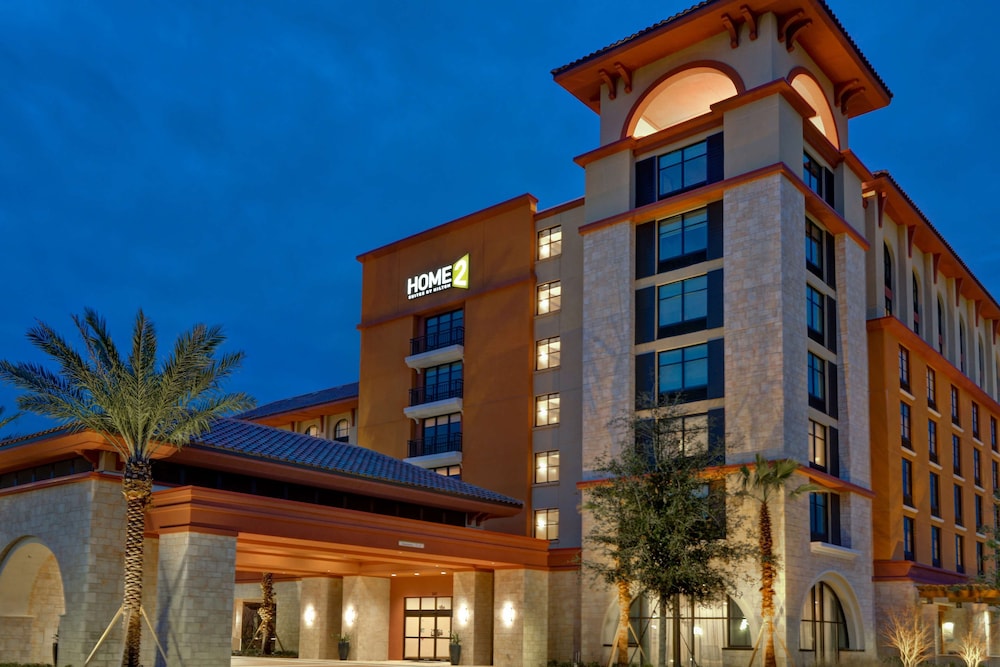 Home2 Suites by Hilton Orlando at Flamingo Crossings — Hotel building in Winter Garden, Florida