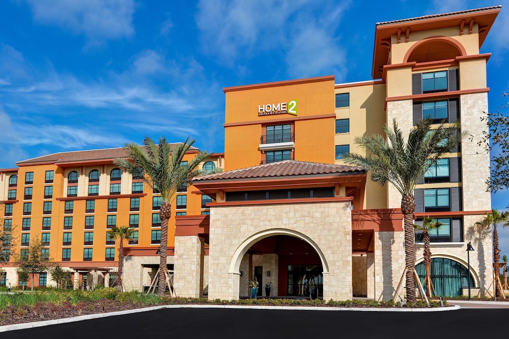 Home2 Suites by Hilton Orlando at Flamingo Crossings — Hotel building in Winter Garden, Florida